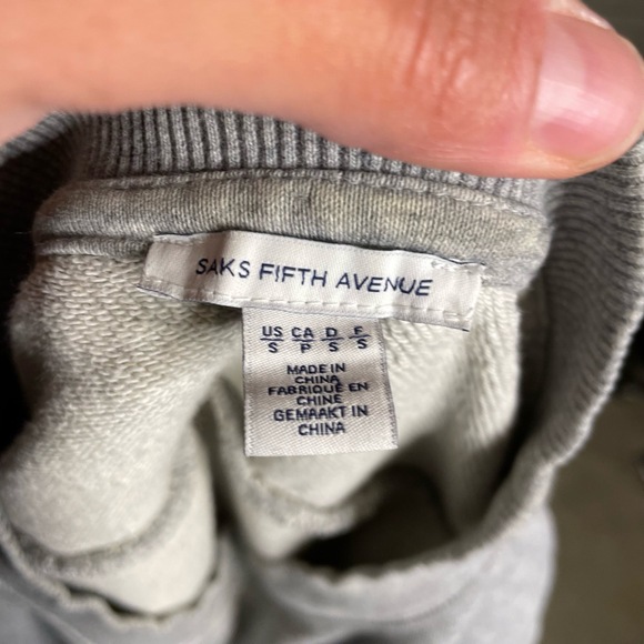 Saks Fifth Avenue Gray Ruffle Trim Long Sleeves‎ Crewneck Sweatshirt Size Small - Picture 4 of 4